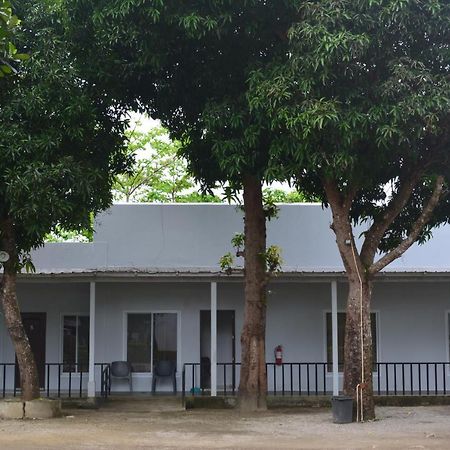 Sergi'S Resort And Hotel Palompon Luaran gambar